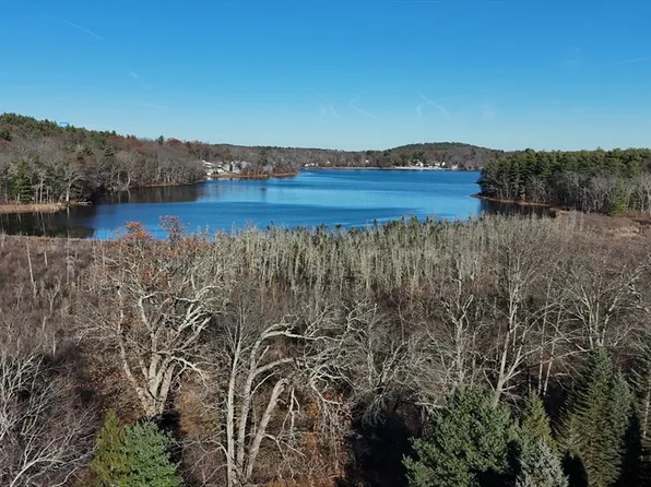 146 Tahattawan Rd, Littleton, MA 01460