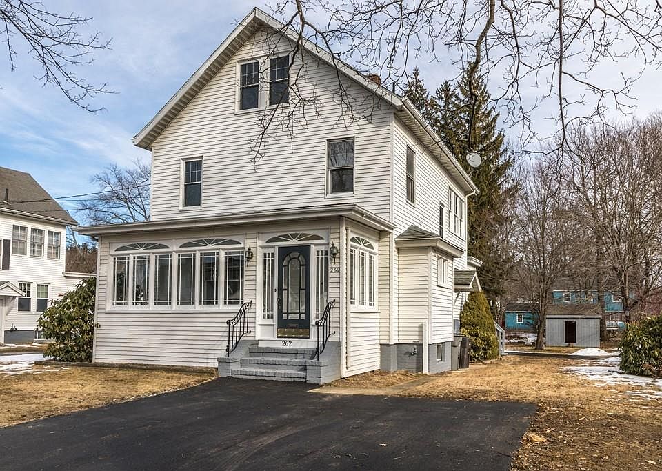 2nd image of 262 Elm St