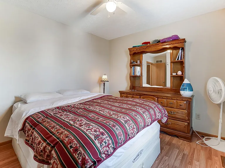 4056 Brookrun Dr — Photo 34