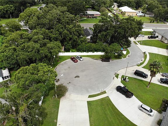 2nd image of 1052 Towering Oaks Ct