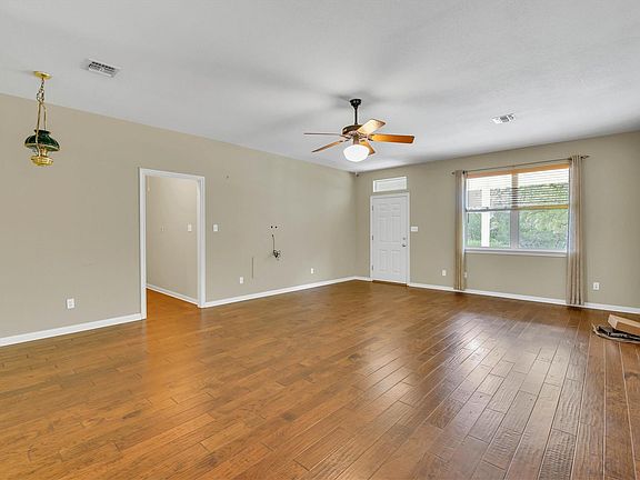 4th image of 3016 Tradewind Dr