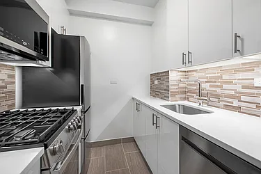 333 West 57th Street, #2D