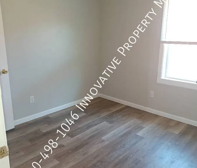 7351 N Dort Hwy #1 — Photo 11