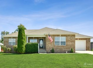 431 Palamino Ln, Springfield, TN 37172