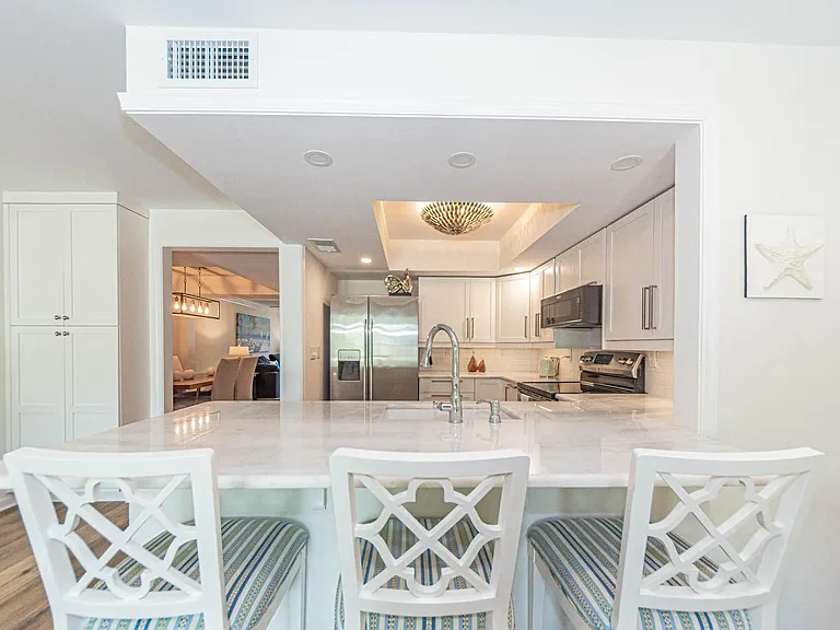 2735 Ocean Dr #A-18 — Photo 8