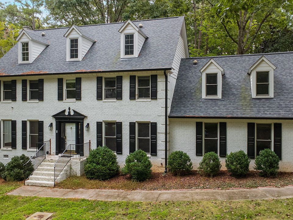 1st image of 12404 Shallowford Dr