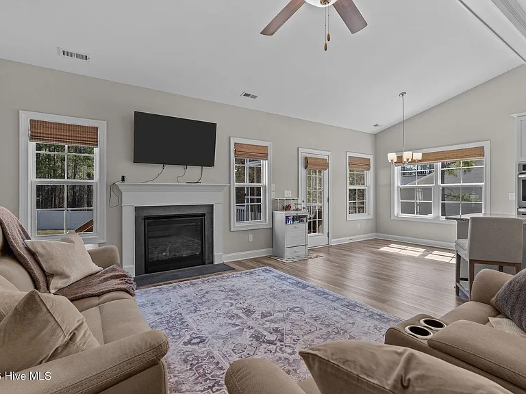 109 Country Ridge Ln — Photo 30