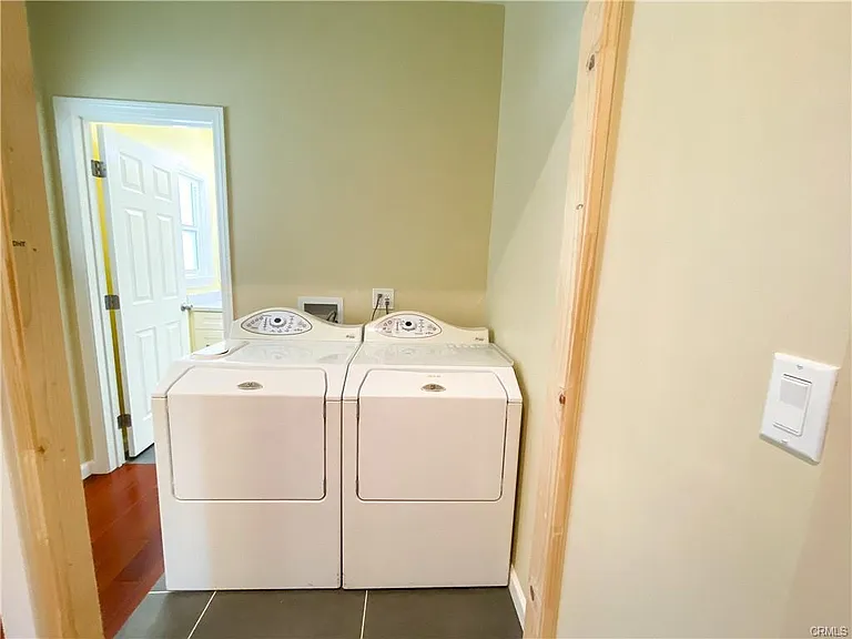 113 Sunset Ave — Photo 16