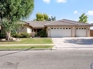 2751 Sandalwood Dr, El Centro, CA 92243