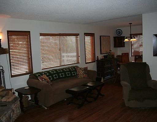 2nd image of 33421 Fern Dr