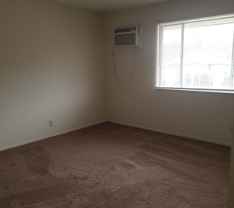 1st image of 1695 Dominion Dr APT 6