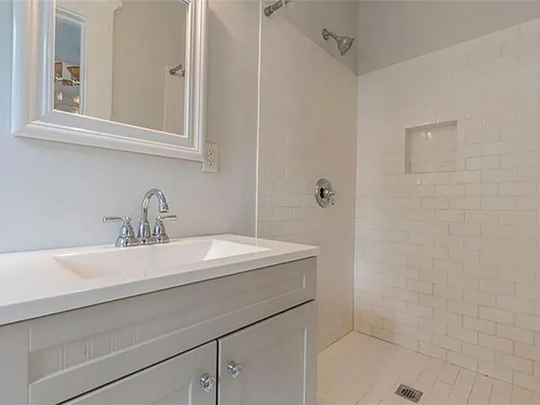 1191 Mansfield Ave NE — Photo 11