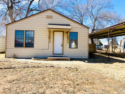 914 S Texas Ave, Sundown, TX, 79372