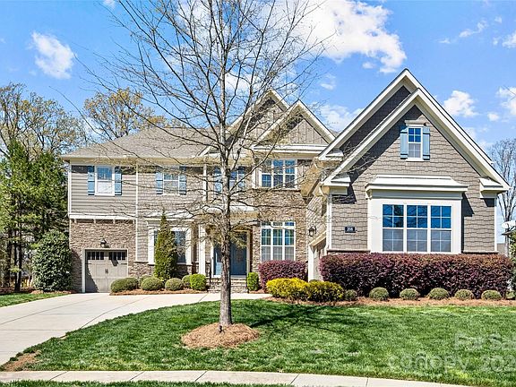 3rd image of 208 Camellia Hills Ct