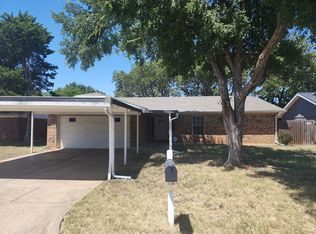 521 Gristmill Ln, Everman, TX 76140