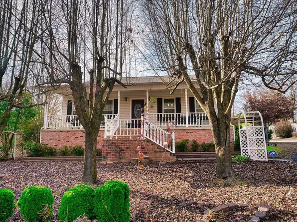 843 Bellaire Dr, Hot Springs, AR 71901