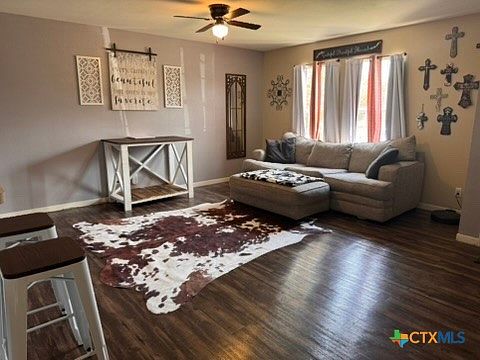 2nd image of 117 Clydesdale Ln