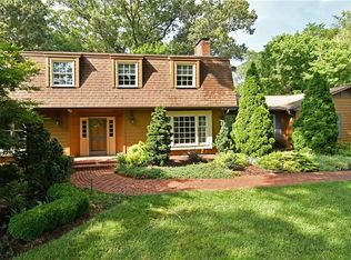 3955 Philpark Dr, Winston Salem, NC 27106