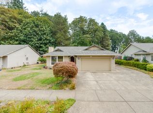 2039 NE Gibbs Cir, McMinnville, OR 97128
