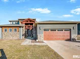 258 Turtle Creek Trl, Morton, IL 61550