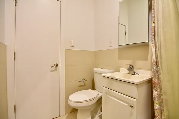 Rented by Bohemia Realty Group | media 20