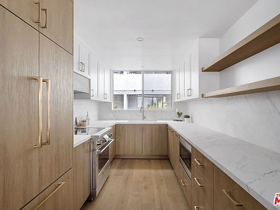 4th image of 16601 Marquez Ave Unit 302