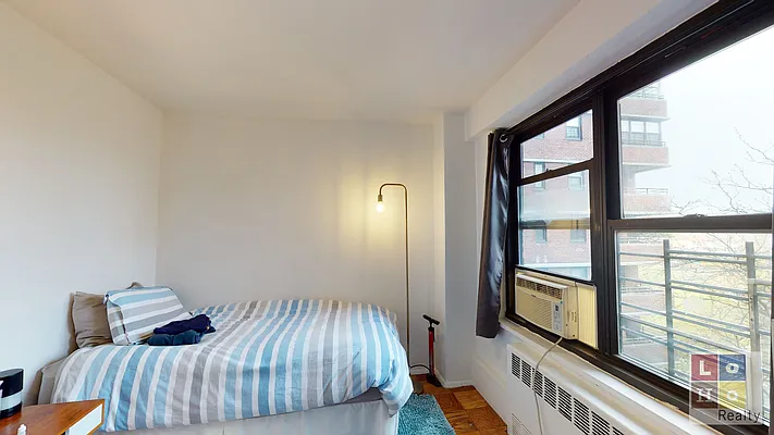 Rented by LoHo Realty | media 19