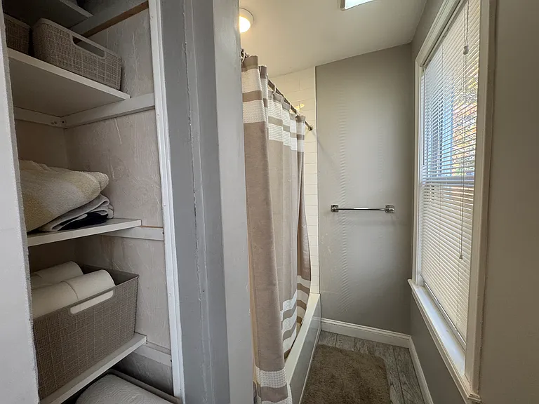 93 2nd St #2 — Photo 8