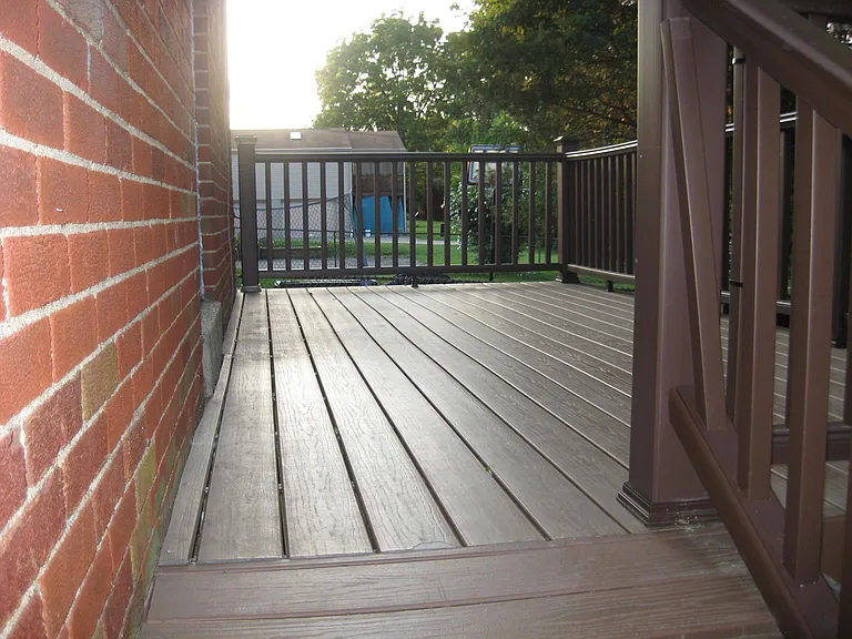 Deck, accessible from kitchen