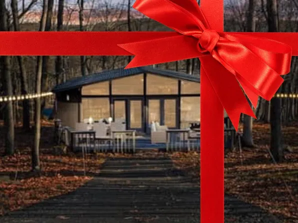 1139 Cardinal Ct, Bushkill, PA 18324