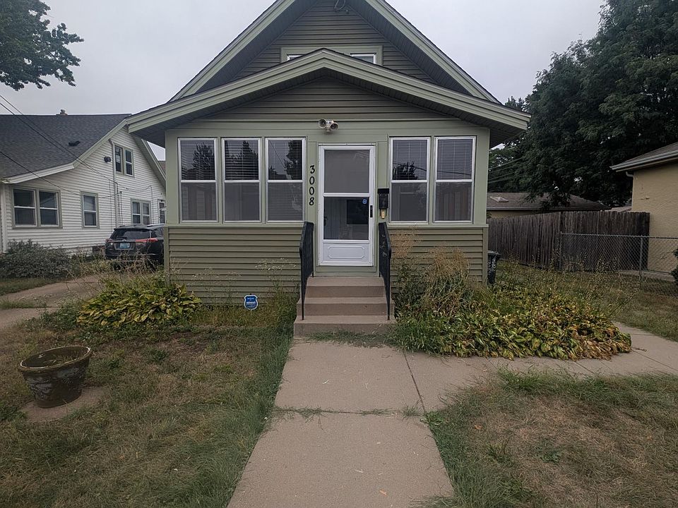 1st image of 3008 E 35th St