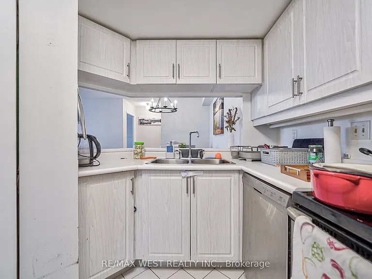 250 Webb Dr #503 — Photo 22