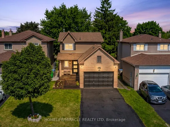49 Newbridge Cres, Brampton, ON L6S 4B5