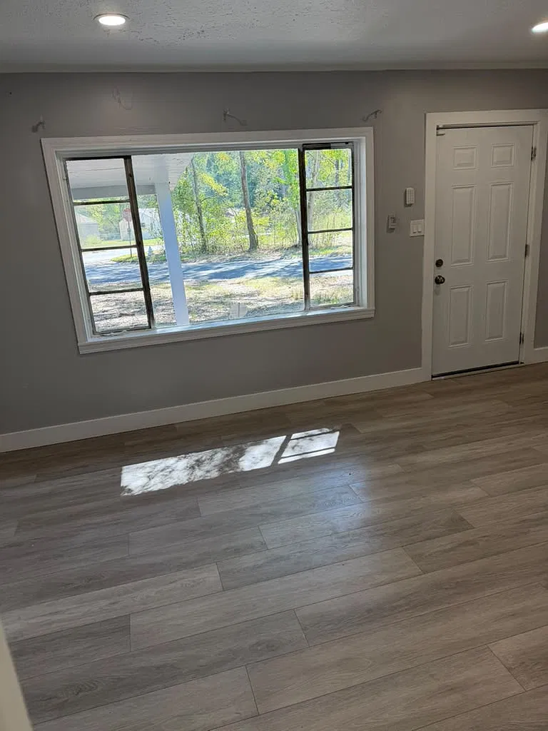 3 bed, 1124 sqft, $1,100 — Photo 4