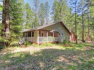 5775 Riverbanks Rd, Grants Pass, OR 97527