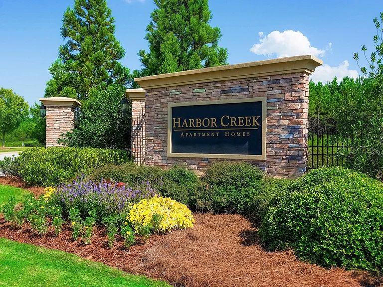 Harbor Creek Apartments — Photo 17