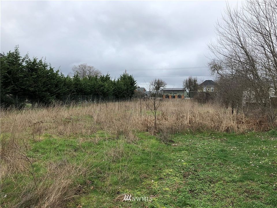 1st image of 1513 4th Avenue NW