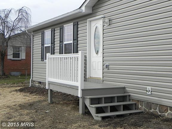 2nd image of 131 Wilkins Dr