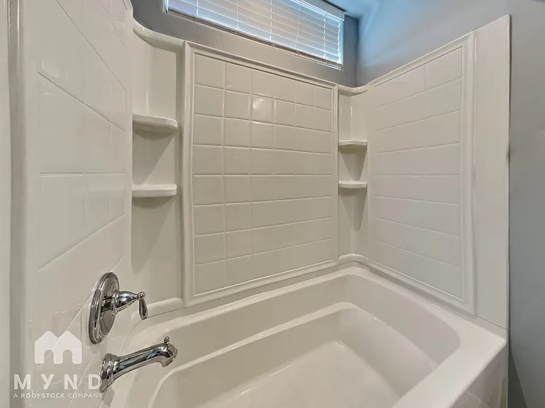 24598 W Concorda Dr — Photo 18