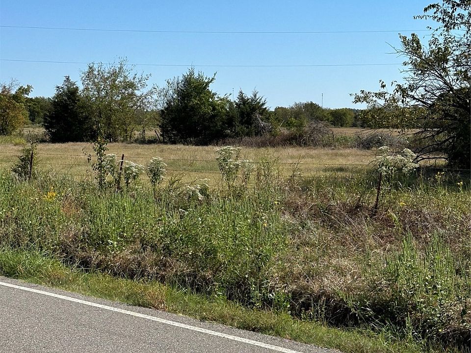 2nd image of 165 Ury Rd