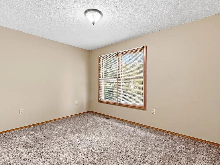 1905 S Ingram Mill Rd #8 — Photo 20