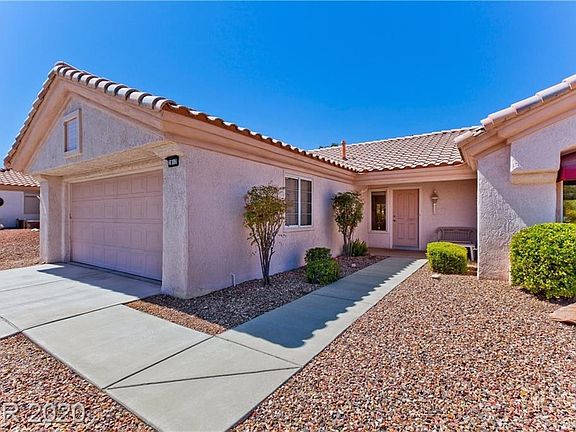 3rd image of 2817 Byron Dr