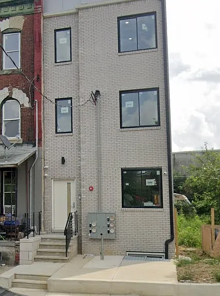1107 N 41st St #1 — Photo 2