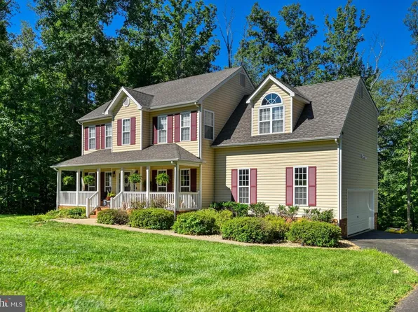 304 Peregrine Pl, Louisa, VA 23093