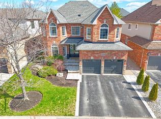 4259 Clubview Dr, Burlington, ON L7M4X2