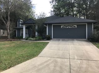 6811 SW 80th Dr, Gainesville, FL 32608