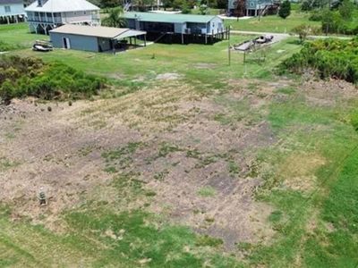 Randy St, Lafitte, LA, 70067