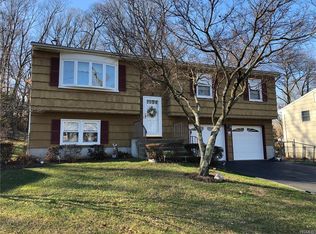 119 Dederer St, Tappan, NY 10983