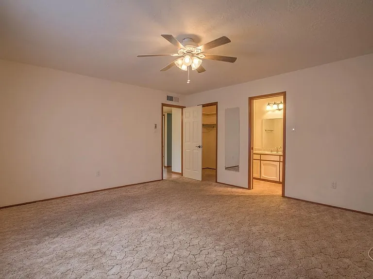 1117 Stutz Dr NE — Photo 12