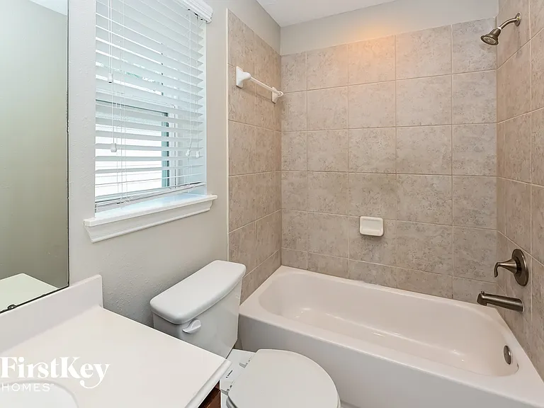 2919 Chaplin Place Dr — Photo 14